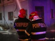 Incendiu puternic în București. Un bărbat a murit, mai multe persoane au fost evacuate