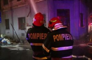 Incendiu puternic în București. Un bărbat a murit, mai multe persoane au fost evacuate