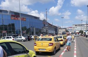 Atenție mare la “țepe”!Câți lei te costă dacă iei un taxi de la Gara Constanța până în Mamaia