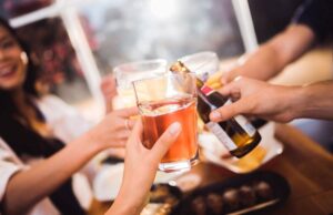 ”Doctor de bine”. Ce este ficatul gras și care este cea mai nocivă băutură alcoolică