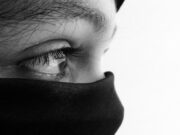 „Am fost scoasă la vânzare online pentru că sunt musulmană”. Șocul trăit de zeci de femei care s-au văzut trecute la „oferta zilei”