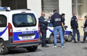 Noi restricții într-o țară frecventată de români Campania de vaccinare a scăzut în toată Europa, astfel, autoritățile impun restricții pentru a îndemna populaţia să se imunizeze împotriva coronavirusului.