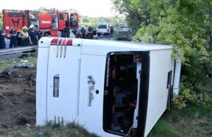 Carnagiu pe șosea! Opt persoane au murit într-un accident