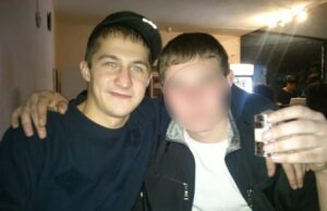 Un tată sfâșiat de durere l-ar fi obligat pe pedofilul care i-a abuzat fetița să-și sape singur groapa, apoi l-ar fi ucis, în Rusia