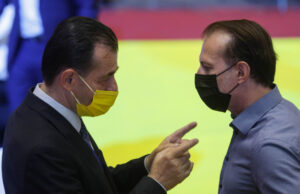 „Nu mai e un secret pentru nimeni că în trei luni de zile echipa necâştigătoare a coborât partidul cu opt procente în intenţia de vot”, susține Orban