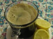 A baut cafea cu LAMAIE in fiecare dimineata! Iar efectul a fost unul UIMITOR, putin stiu de acest TRUC