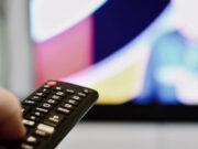 Bărbaţii „efeminați şi cu alte anomalii estetice”, interziși la televiziunea de stat chineză