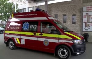 Tânărul din Dolj care a fost înjunghiat de fostul iubit al partenerei sale, operat. Avea o rană în zona pieptului