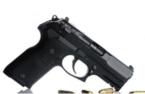 Un copil și-a împușcat mama în cap în timp ce femeia era pe Zoom