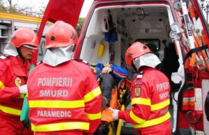 Copil de 3 ani în insuficiență respiratorie, salvat în ultima clipă de un paramedic prin intermediul telefonului