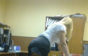 BANCUL ZILEI | Cu secretara în delegație