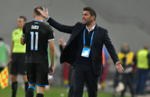 Adrian Mutu a fost dat afară de la U Craiova 1948! Marius Șumudică, favorit să-l înlocuiască. Condiția pusă