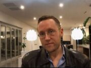 Un bărbat virgin, în vârstă de 41 de ani, a devenit viral după ce a postat un anunț la matrimoniale