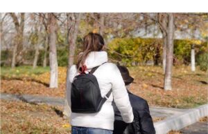 O tânără româncă a îngrozit Italia! A devenit amanta unui italian invalid, apoi…