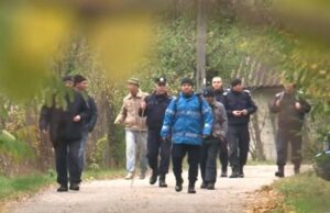 Copilul găsit mort lângă un cimitir din Arad ar fi avut opt ani