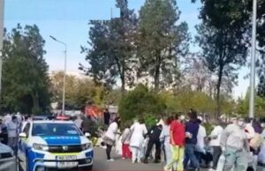 Bolnavi cu tuburi de oxigen scoşi în stradă şi oameni resuscitaţi în curte, după incendiul de la Spitalul de Boli Infecțioase din Constanţa