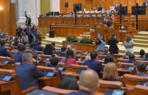 Fostul senator Dan Şova, condamnat la 4 ani închisoare cu executare pentru trafic de influenţă în dosarul ‘CET Govora’