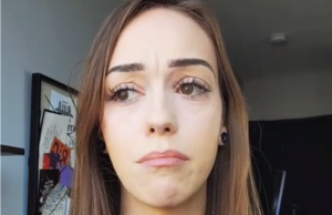 Povestea cumplită a unei tinere care a dat naștere fiicei sale legată de pat, în închisoare. „A fost brutal și dezumanizant”