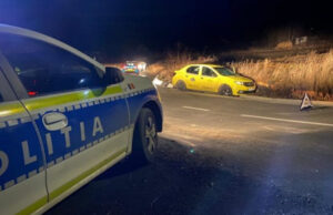 Taximetrist bătut și dat jos din mașină de un client. Agresorul și-a continuat singur cursa, fiind oprit de polițiști cu focuri de armă