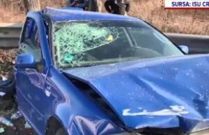 Fetiță de trei ani, decedată într-un grav accident de circulație la Oradea. Mama ei a intrat cu mașina într-un microbuz