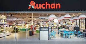 ANPC propune închiderea a patru hipermarketuri Auchan din Capitală. Controlul a scos la iveală abateri importante