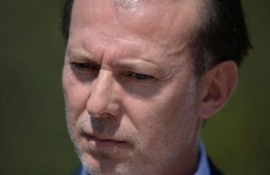 Florin Cîțu nu a fost prezent la ședința în care Nicolae Ciucă a fost votat în unanimitate pentru funcția de premier. Explicația liberalilor