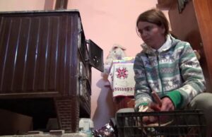 Lemnele pentru sobă s-au scumpit drastic. Soluția la care recurg mulți români ca să se încălzească