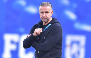 ”Suntem foarte copii”. Ce le-a reproșat Laurențiu Reghecampf jucătorilor după înfrângerea cu FCSB