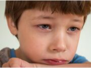 Un tată și-a injectat copiii cu heroină ”ca să-i ajute să doarmă”