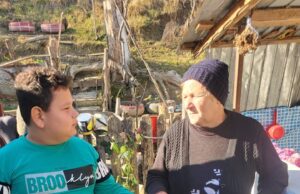 Strigăt spre cer de Crăciun: „Mami, ajută-mă!”. Povestea dramatică a unui copil orfan