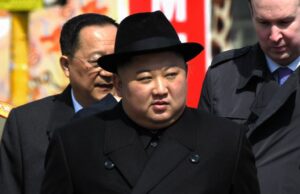 Măsuri radicale în Coreea de Nord! Kim Jong-un le-a interzis oamenilor să râdă și să consume alcool. Motivul șocant care stă în spatele acestor decizii >>>