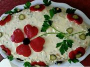 Cum faci cea mai bună SALATĂ BOEUF. Ingredientul GREŞIT pe care toate gospodinele îl folosesc – >>