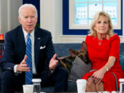 Joe și Jill Biden, primul mesaj de Crăciun de la Casa Albă: Ne rugăm să găsim lumină în tenebre