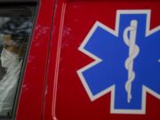 Bărbat găsit înghețat în casă, în Iași. Medici: ”Era în comă”