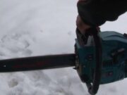 Atac cu drujba, într-un bar din județul Galați. Proprietarul localului a fost grav rănit de un fost deținut