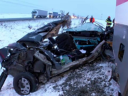 O șoferiță de 22 de ani a murit strivită în mașină, spulberată de tren. E inexplicabil ce s-a întâmplat după ce a oprit la trecere –>