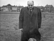 A adoptat o copilă de 6 ani pe care a crescut-o să fie soția Copilul care s-a născut, fetița din poză, a îndurat 18 ani de chinuri, iar motivul e de neconceput