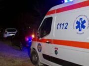 Bărbatul din Vâlcea, care s-a aruncat de la etaj cu un copil în brațe, a murit. În ce stare este minorul