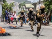 Doi jurnaliști au fost arși de vii de bandiți înarmați, în Haiti