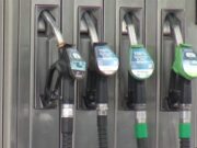 Benzina și motorina s-au scumpit. Cu cât a crescut prețul carburanților, în prima zi din 2022