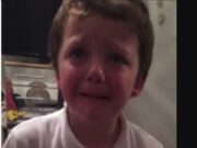 Mama și-a pedepsit copilul într-un mod care a făcut-o vedetă! A pus lista pe internet și în ziua următoare toți voiau să o cunoască! Unii o cred nebună, ea crede că e normal. Uite ce i-a făcut băiatului