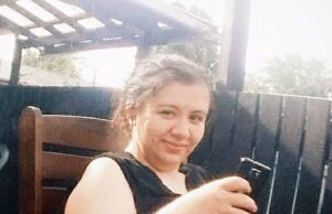 A petrecut o noapte cu un străin. Dupa cateva luni aceasta tanara a simtit ceva intre picioare. Cand s-a uitat sa vada ce se intampla, a ramas șocată