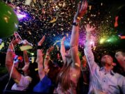 Restaurantele de pe Valea Prahovei, neîncăpătoare în noaptea dintre ani. Clienții au început deja distracția