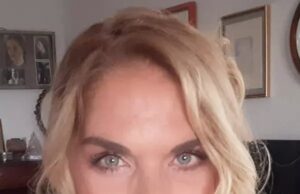 Secretul frumuseții Manuelei Hărăbor. La 53 de ani, actrița arată impecabil, are tenul strălucitor și foarte puține riduri – >