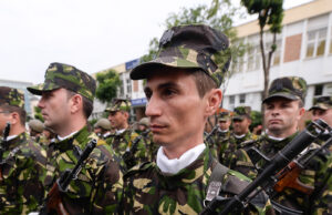 Armata Romana cauta voluntari care la nevoie pot fi trimisi la razboi. Ce salarii ofera si care sunt criteriile de recrutare –>