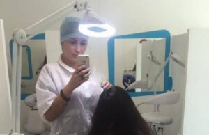 O fetiță de opt ani s-a dus să se tundă, dar a avut parte de o surpriză uriașă!