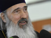 ÎPS Teodosie, amendat de trei ori într-o zi pentru că nu a respectat carantina. Ierarhul spune că nu știa de restricție