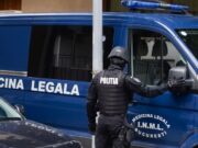 Cadavru parţial dezbrăcat găsit pe şoseaua de centură, în dreptul localităţii Cernica