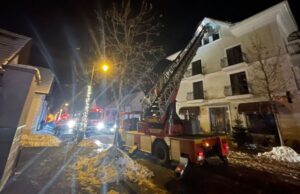 Incendiu la un hotel din Râșnov în care se aflau 60 de turiști