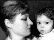 Cum arăta Valentina Pelinel în copilărie. Poză cu soția lui Cristi Borcea